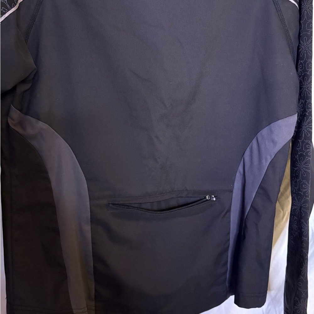Women's Black Windbreaker with Patterned Sleeves - Picture 5 of 5